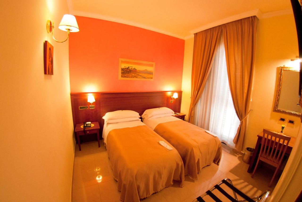 Hotel San Paolo Мандурія Номер фото